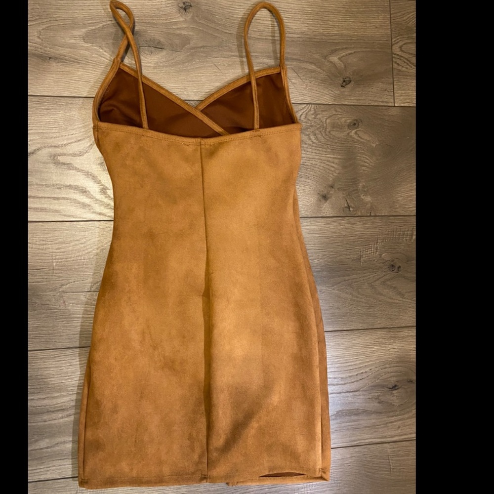 Dress - Picture 2 of 3